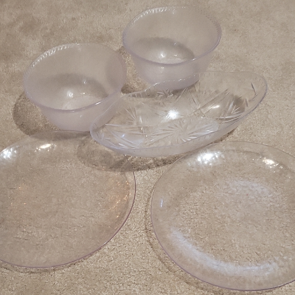 Elegant Clear Plastic Serving  Set
